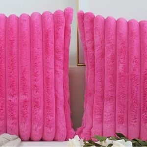 Set of 5 Luxurious Pink Faux Fur Accent Pillow COVER Set